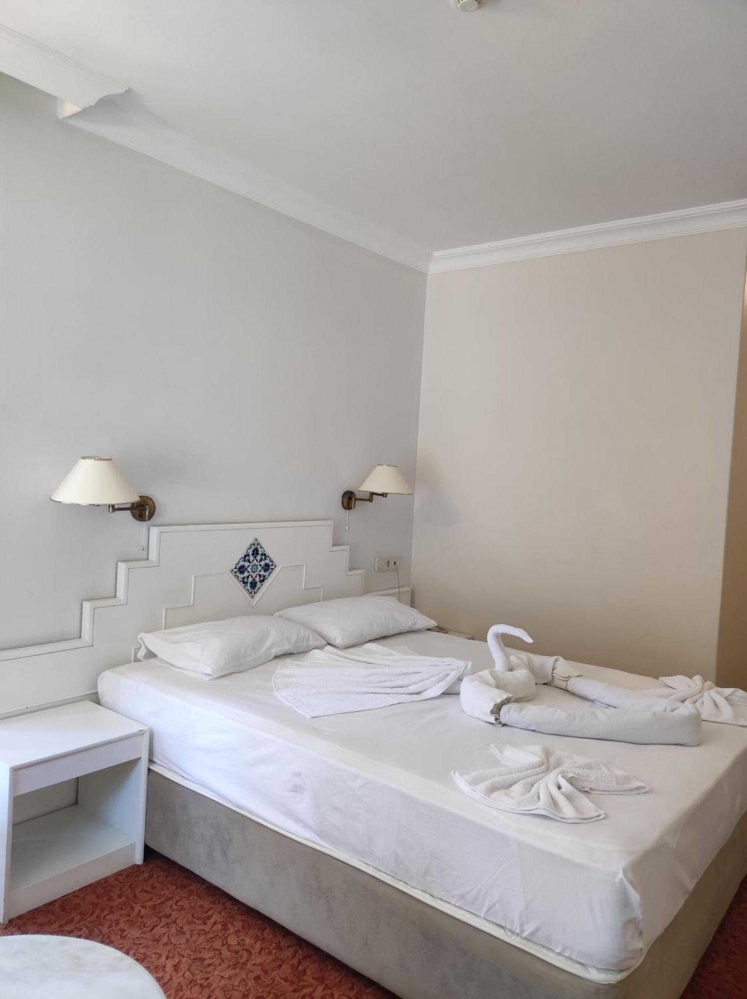 Green Valley Boutique Hotel & Spa Restourant อันตัลยา ภายนอก รูปภาพ