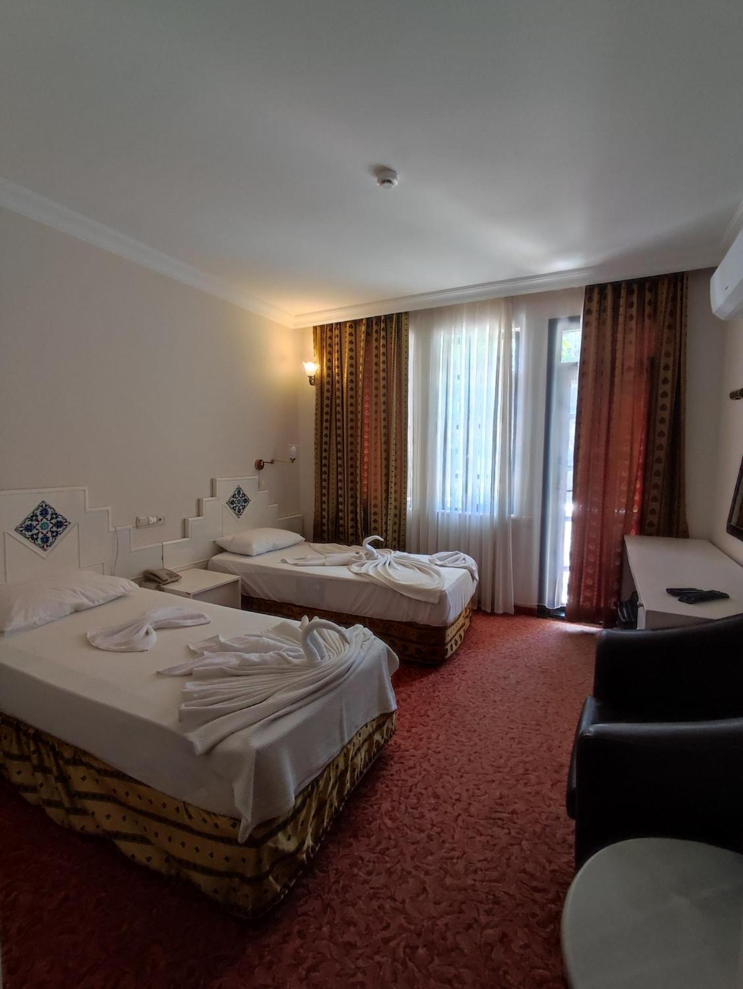 Green Valley Boutique Hotel & Spa Restourant อันตัลยา ภายนอก รูปภาพ